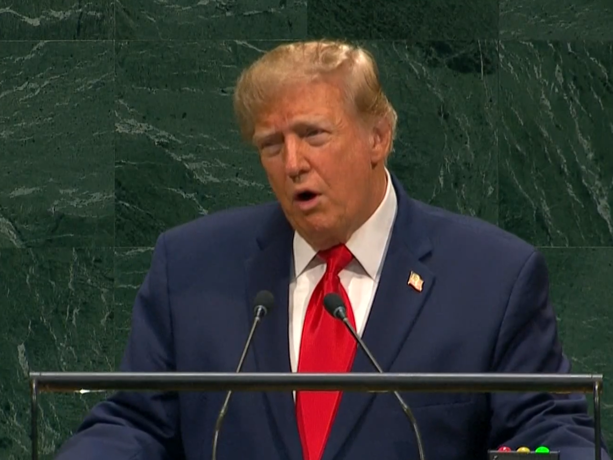 "Desde que assumi o governo acabei com oito guerras", diz Trump na ONU