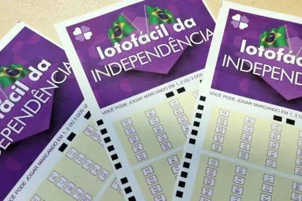Dono de lotérica comemora aposta de R$ 4,4 milhões em AL: "Pé-quente"