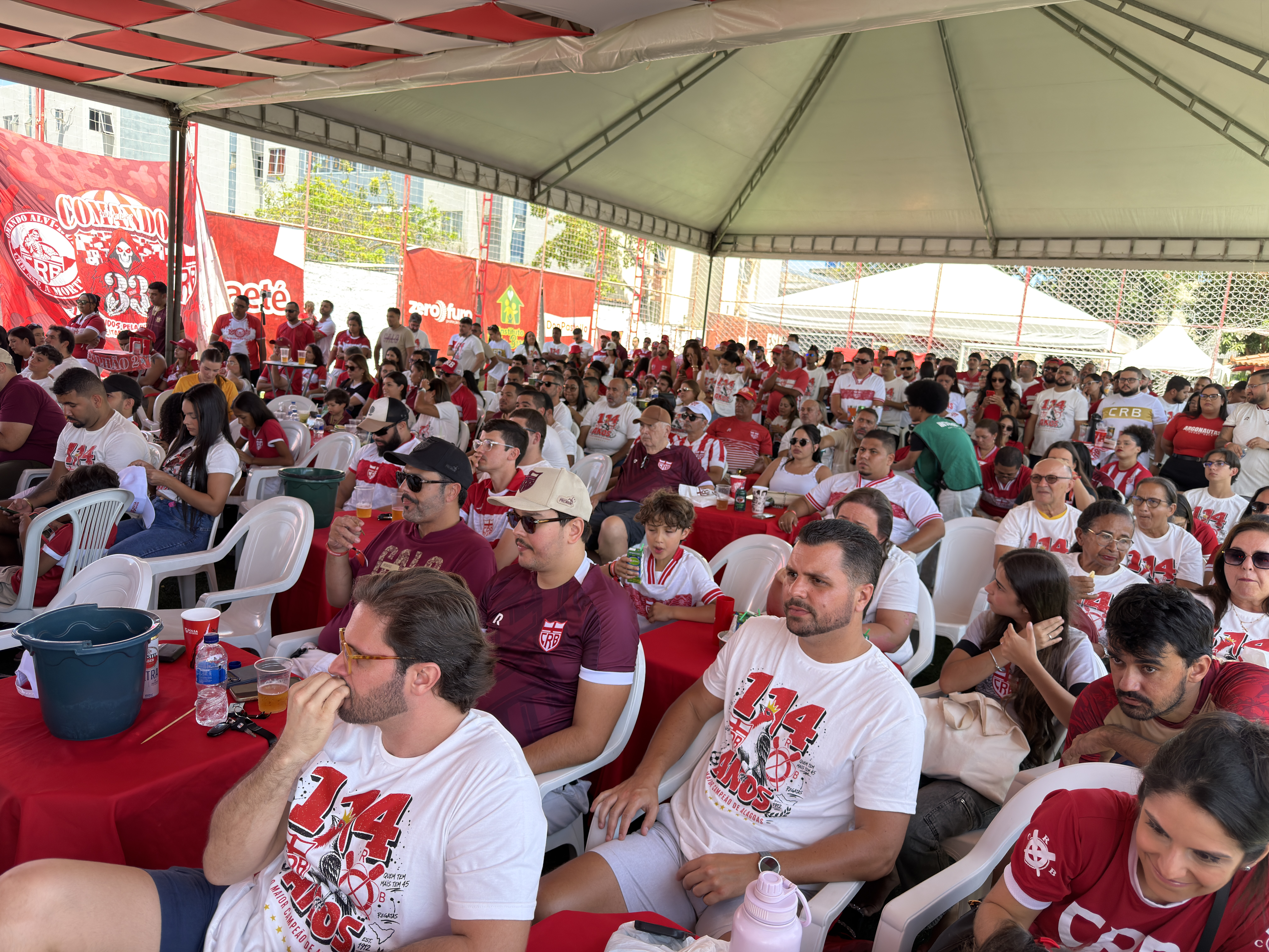Em meio à derrota para a Ponte Preta, CRB comemora 114 anos de história