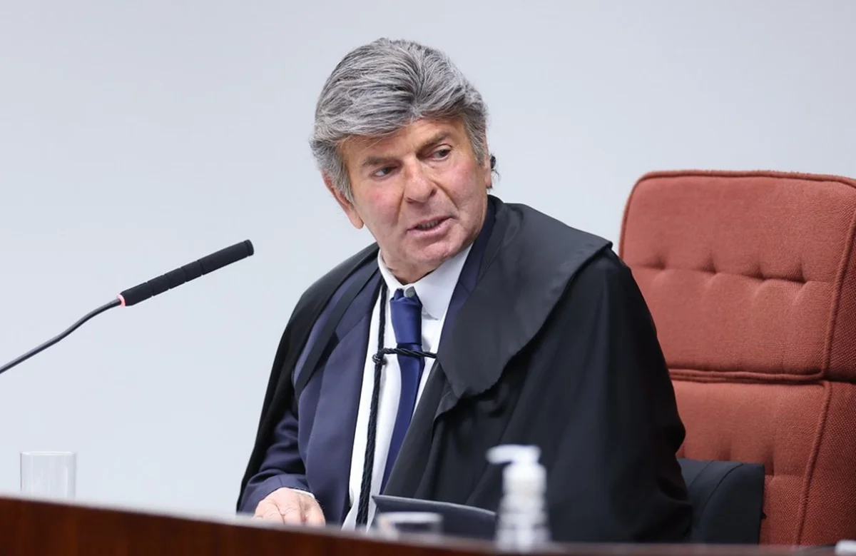 Fux derruba decisão de Dino sobre posts envolvendo Nossa Senhora