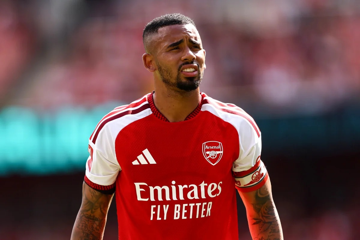 Gabriel Jesus se aproxima do Barcelona e fará exames nesta segunda (31)