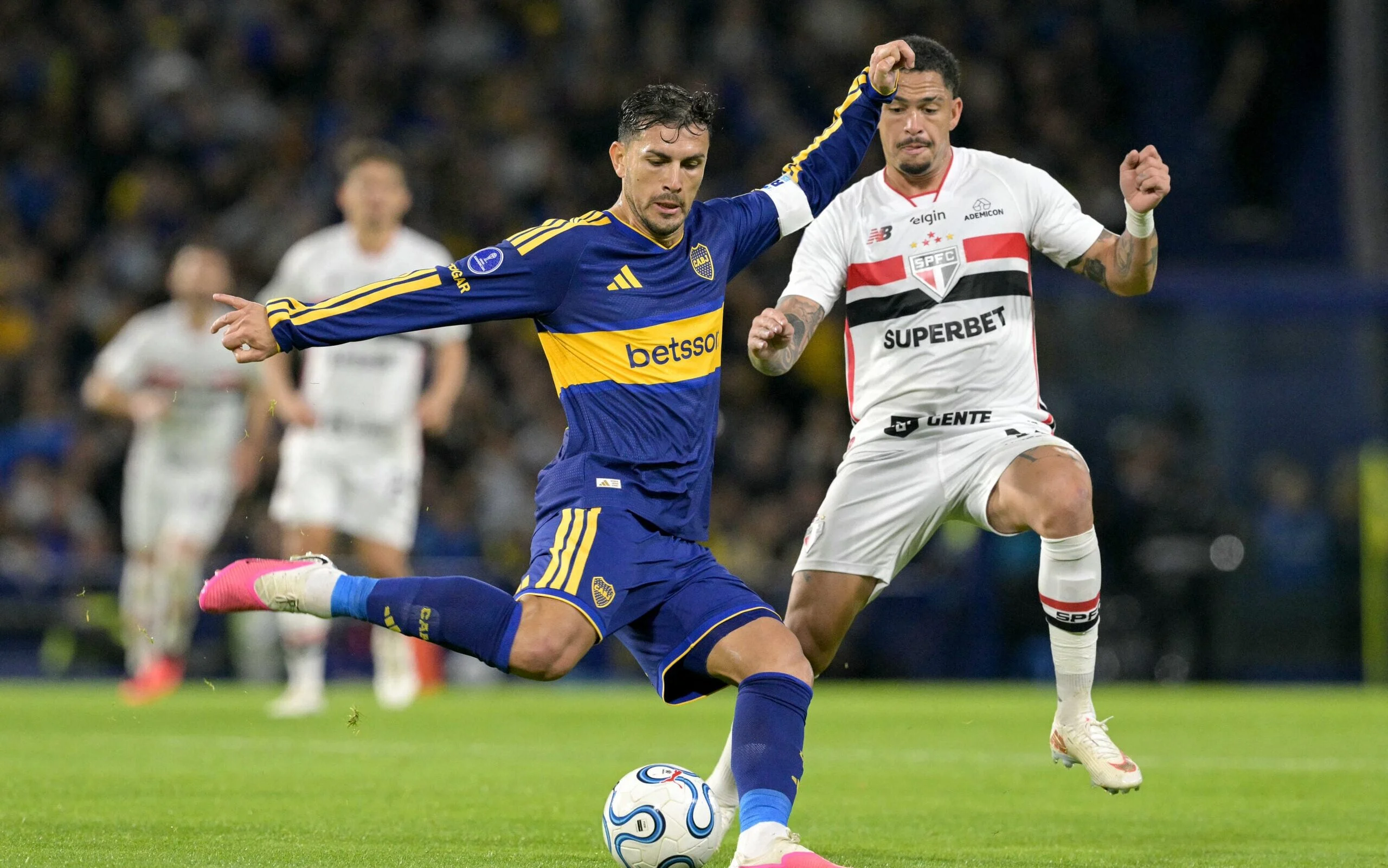 Histórico em viradas anima o São Paulo, mas placar contra Boca alerta