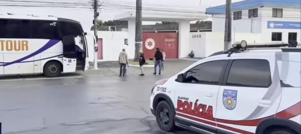 Idoso morre após sofrer paradas cardíacas dentro de ônibus durante viagem de SP a AL