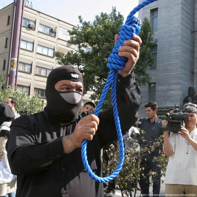 Irã executou mais de 500 pessoas em 2026, diz ONG