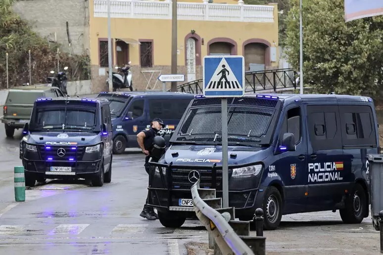 Jovem marroquino de 17 anos morre em centro de acolhimento de Ceuta