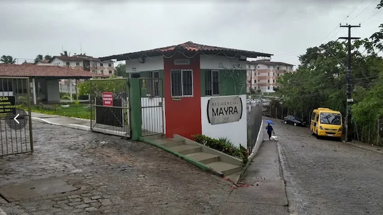 Justiça determina solução para esgoto de condomínio na Serraria e multa Caixa em R$ 1,2 milhão