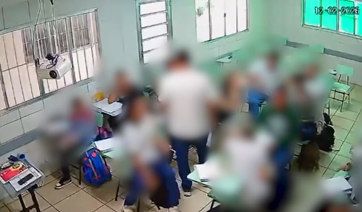 Professor acusado de comparar aluno negro a chimpanzé vai a julgamento em Maceió
