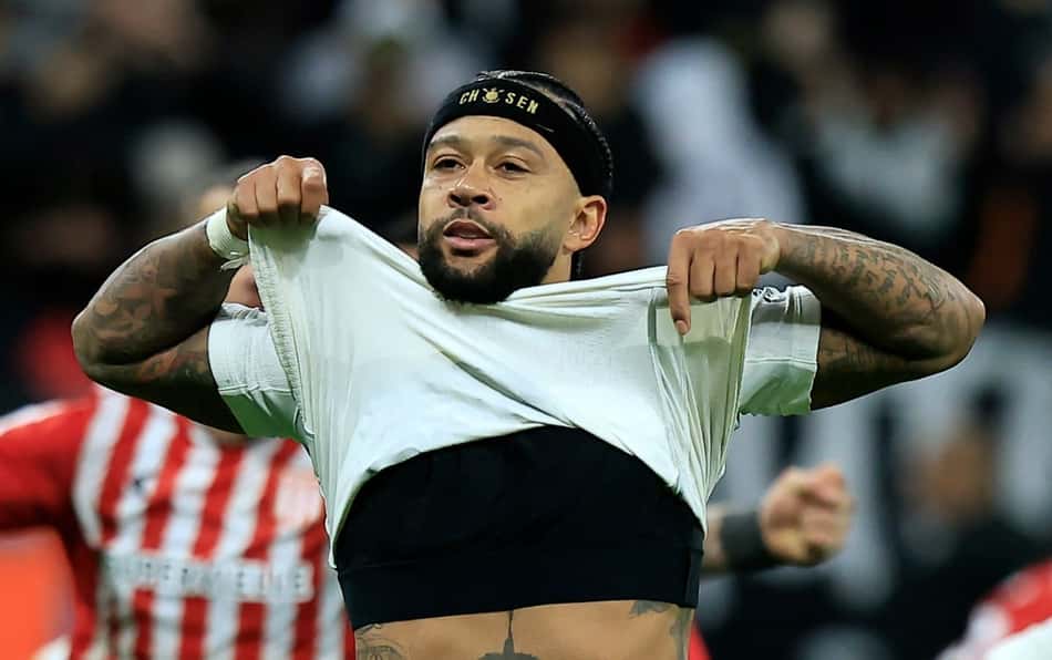 Memphis pede desculpas à torcida do Timão após eliminação: 'Maior decepção da carreira'