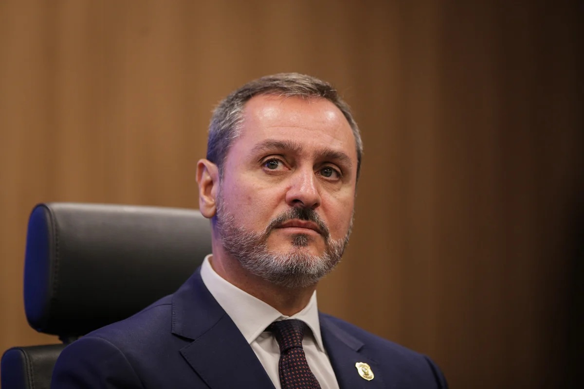 Mendonça manda intimar Andrei Rodrigues sobre afastamento da PF