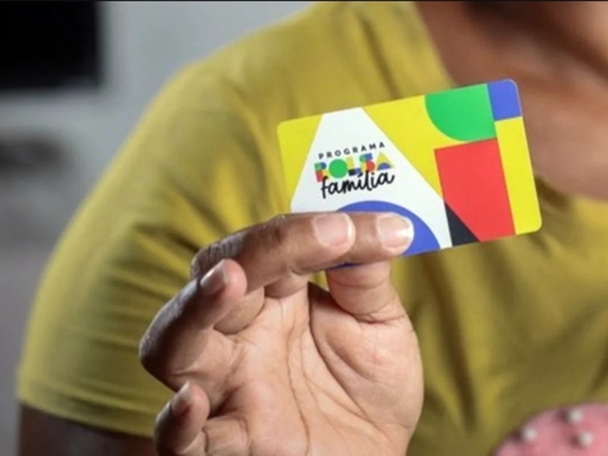 Mendonça vai relatar no TSE pedido que questiona reajuste do Bolsa Família