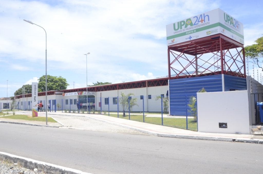 Mulher é presa após destruir setor pediátrico de UPA no Jaraguá