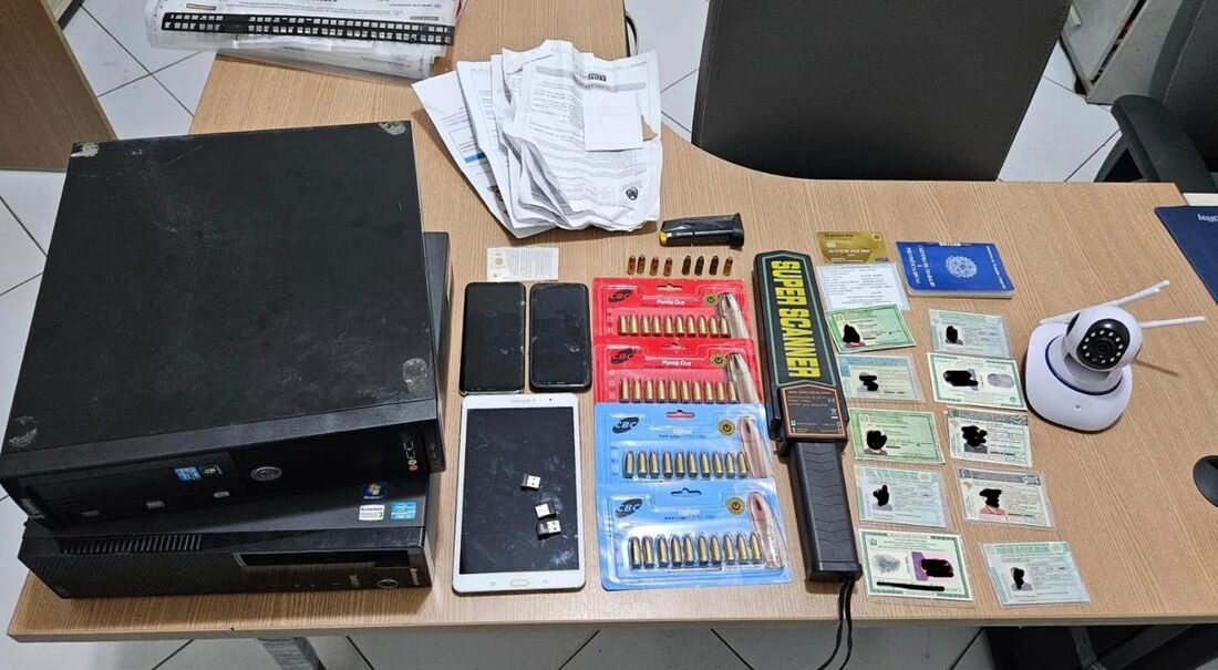 Operação que investiga fraude em concurso da PM cumpre mandados em AL; militar foi afastado