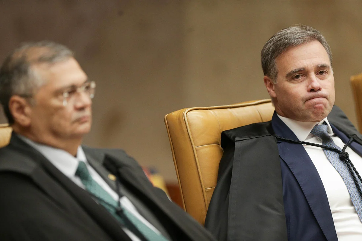 PF evitou Mendonça e priorizou Dino em diligências do Dark Horse