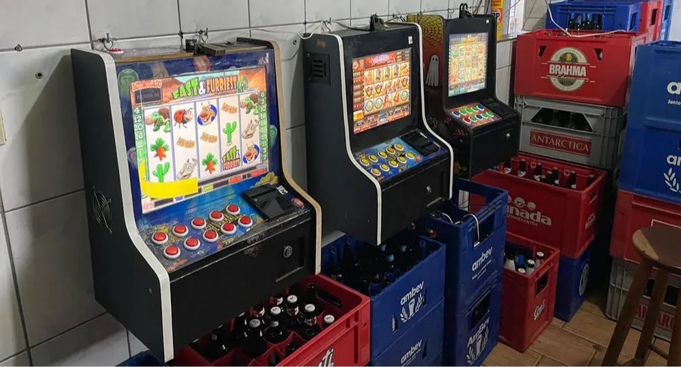 Polícia apreende máquinas de jogos de azar em bar de Palmeira dos Índios