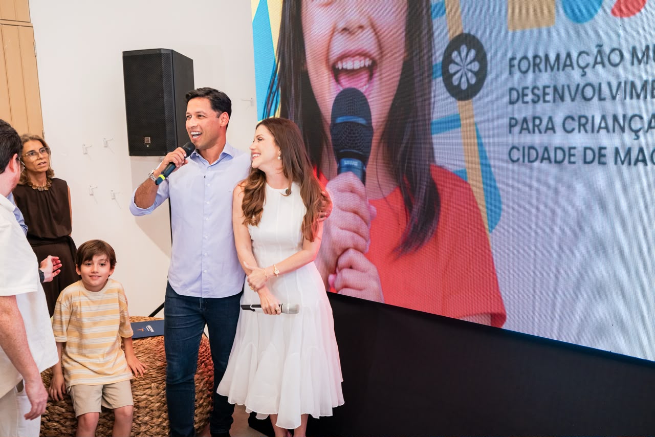 Prefeito Rodrigo Cunha e primeira-dama Millane Hora lançam projeto de música para alunos da rede municipal
