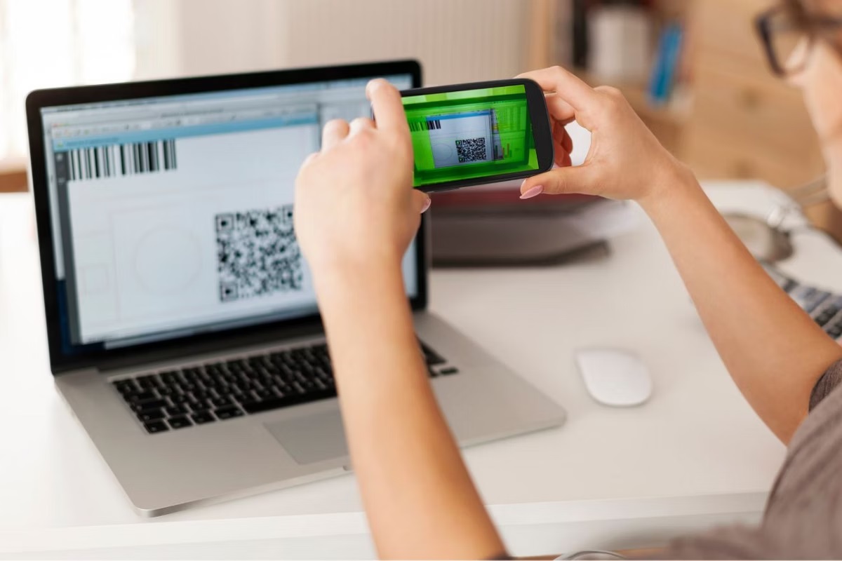 Saiba como se proteger de golpe do QR Code que rouba Pix de compras
