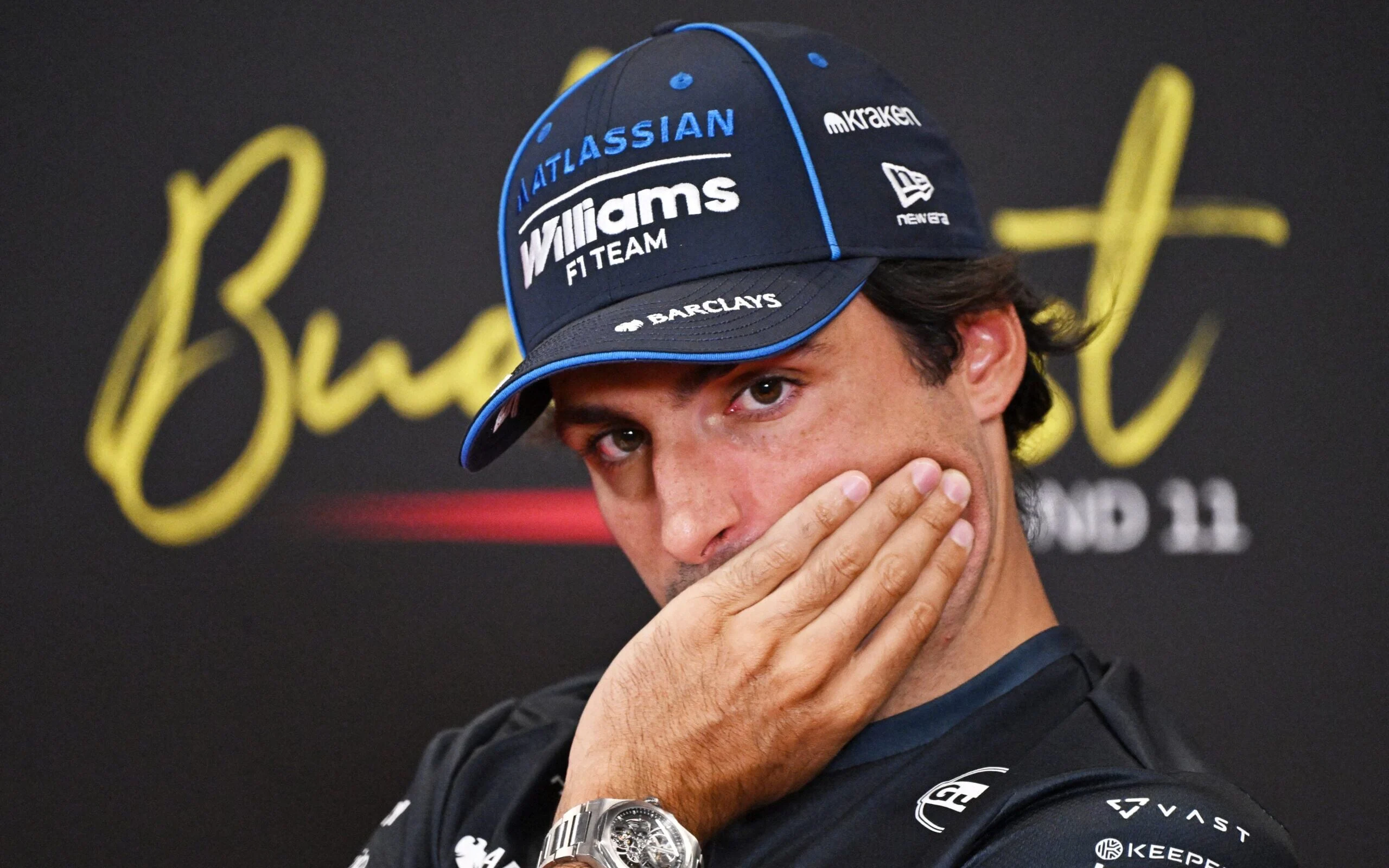 Sainz renova com Williams e afasta rumores de dupla com Bortoleto na F1
