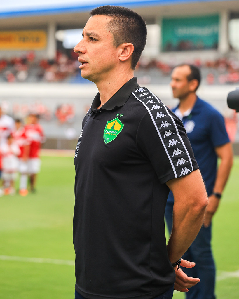 Técnico do Cuiabá levanta suspeita sobre surto de gastroenterite antes de enfrentar o CRB
