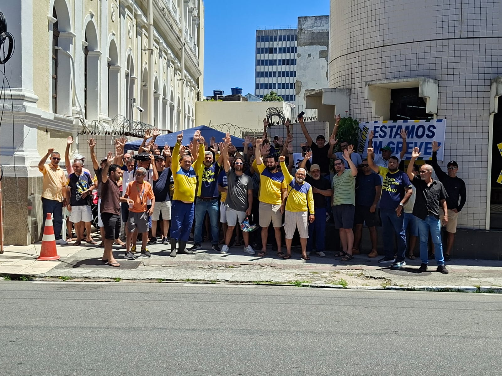 Trabalhadores dos Correios mantêm greve e reforçam mobilização em Alagoas