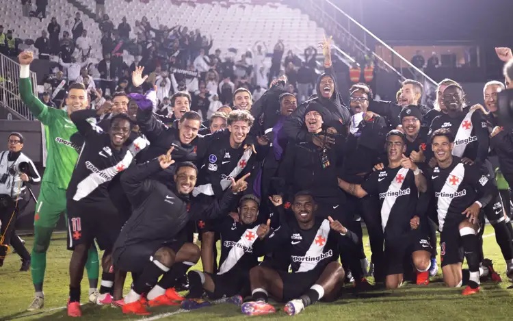Vasco pode levar time alternativo para partida contra o Santa Fe