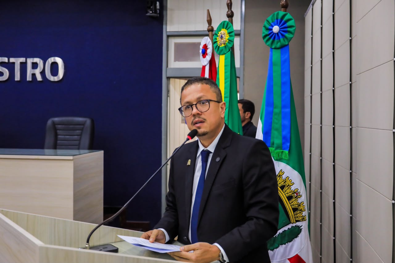 Vereador Charles Hebert pede convocação de secretário da Fazenda para esclarecer “Caso IPREV” na Câmara