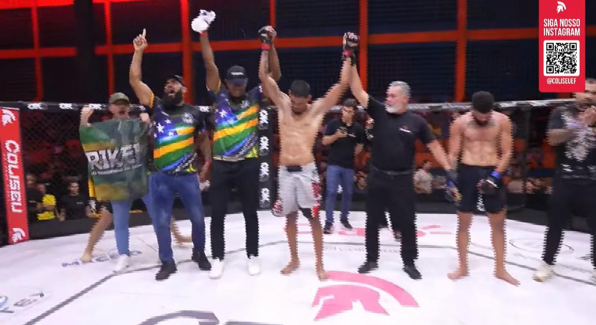 Victor Barreto vence Daniel Xavier por decisão dividida na 10ª luta do Coliseu
