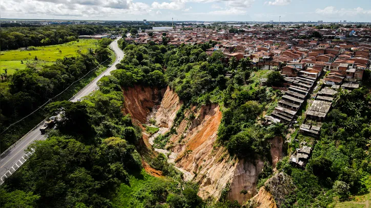 “Voçoroca do Clima Bom”: Dnit mantém estado de emergência na BR-316