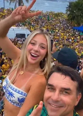 'Loira do Flávio': perfil de apoiadora do candidato à presidência foi gerado por IA para vender conteúdo adulto