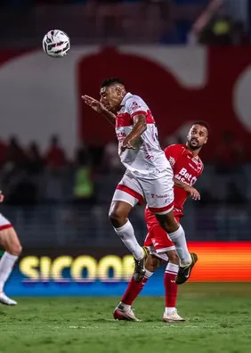 Lyncon vibra com primeiro gol pelo CRB e projeta 'final' contra o Fortaleza