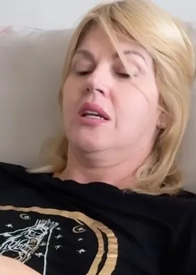 Val Marchiori desabafa após fazer cirurgia para retirar massa do intestino