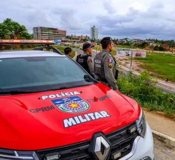 Adolescente de 17 anos é retirado de casa e morto a tiros em Porto de Pedras