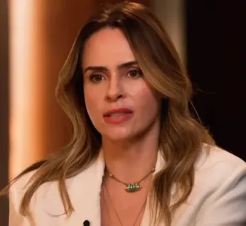 Ana Paula Renault faz apelo aos fãs após críticas: “Não entrem em briga”