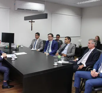 Fábio Ferrario define prioridades em reunião com juízes auxiliares