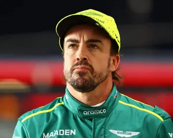 Alonso está próximo de disputar o Rali Dakar em 2027