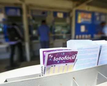 Aposta simples leva sozinha R$ 1,8 milhão da Lotofácil 3796. Veja resultado