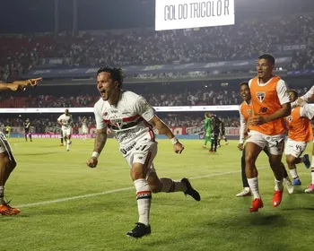 Brasileirão: São Paulo bate Vasco, se afasta do Z4 e sonha com Libertadores