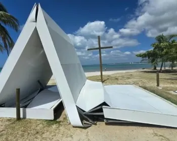 Capelinha do Jaraguá desaba com a força do vento no fim de semana