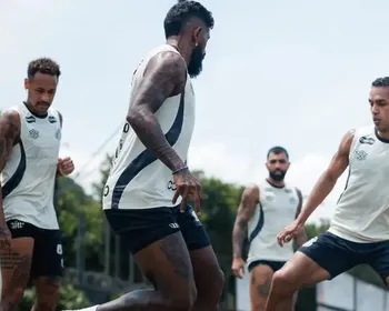 Com desfalques por lesão e Neymar em campo, Santos treina de olho no Fluminense