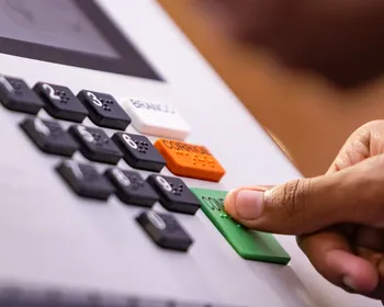 Eleitores voltaram às urnas? Veja onde o comparecimento mais cresceu em Alagoas