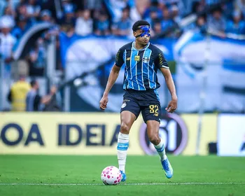 Ex-CRB, Wallace marca no Gre-Nal e garante empate do Grêmio no clássico; veja o gol