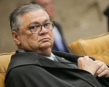 Fachin aciona PF após ameaça de fuzilamento contra Dino nas redes