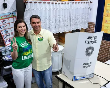 Flávio busca Centrão e conta com aliados para ampliar votos no 2º turno