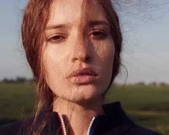 Giane Alves, modelo descoberta em posto de gasolina, morre aos 32 anos