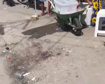 Homem é baleado dentro de ônibus e pede para descer em frente a escola no Benedito Bentes