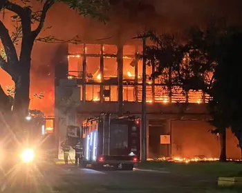 Incêndio atinge prédio de inovação da UFPE, no Recife