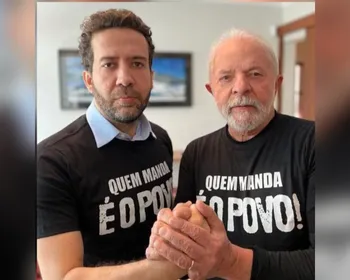 Janones adota tática bolsonarista no WhatsApp para tentar ajudar Lula