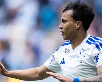 Kaio Jorge marca três, e Cruzeiro vence o Grêmio de virada no Brasileirão