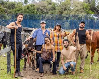Lá na Minha Terra: novela com Dira Paes tem estreia prevista para 9/11