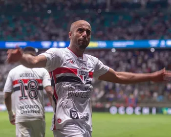Lucas Moura encerra longo jejum e dá passo importante em retorno pelo São Paulo