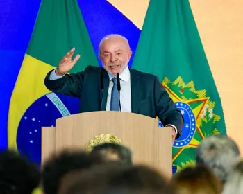 Lula celebra aprovação do fim da 6x1 no Senado: "Conquista histórica"